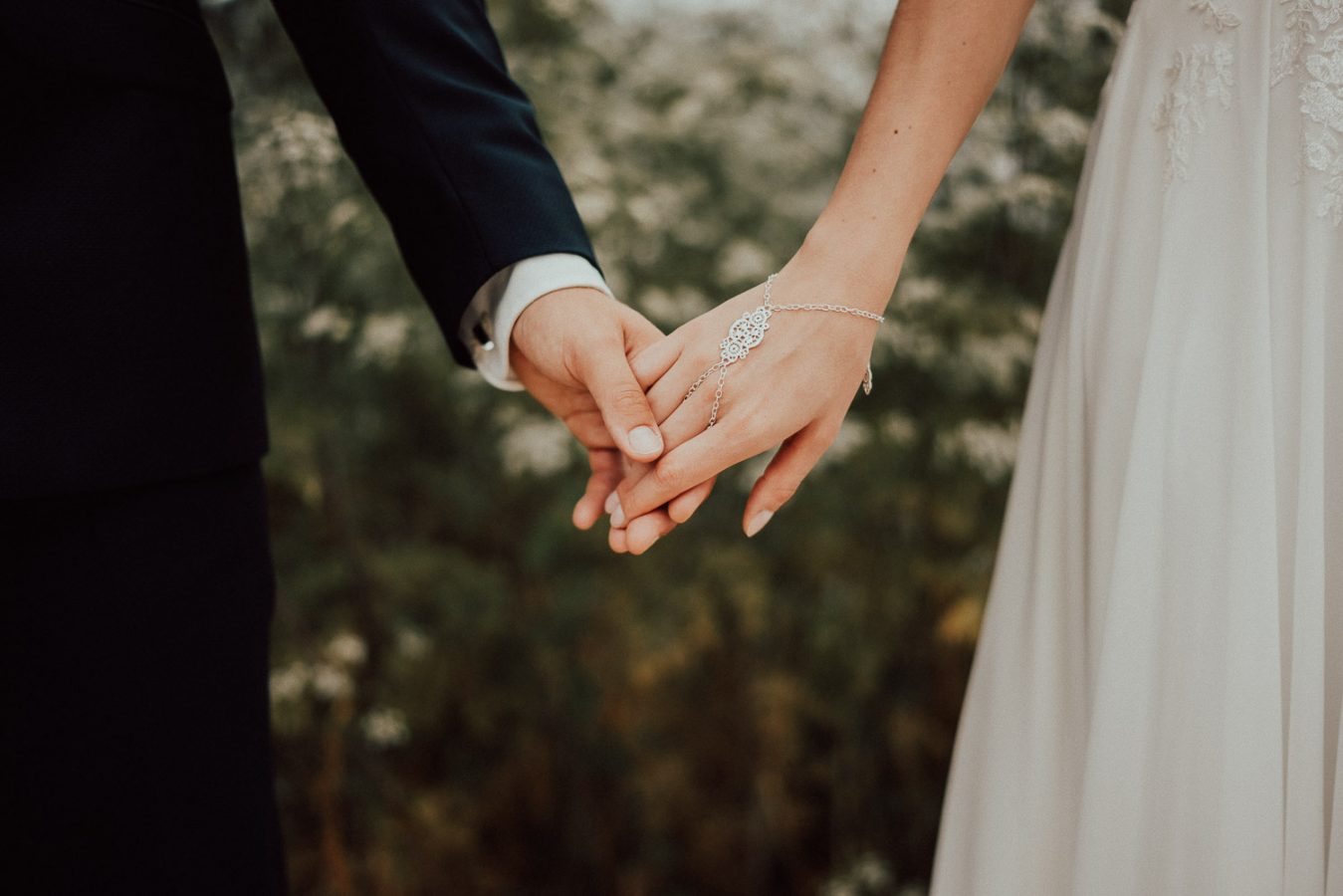 boho-hochzeit-mit-trauung-im-freien-0012