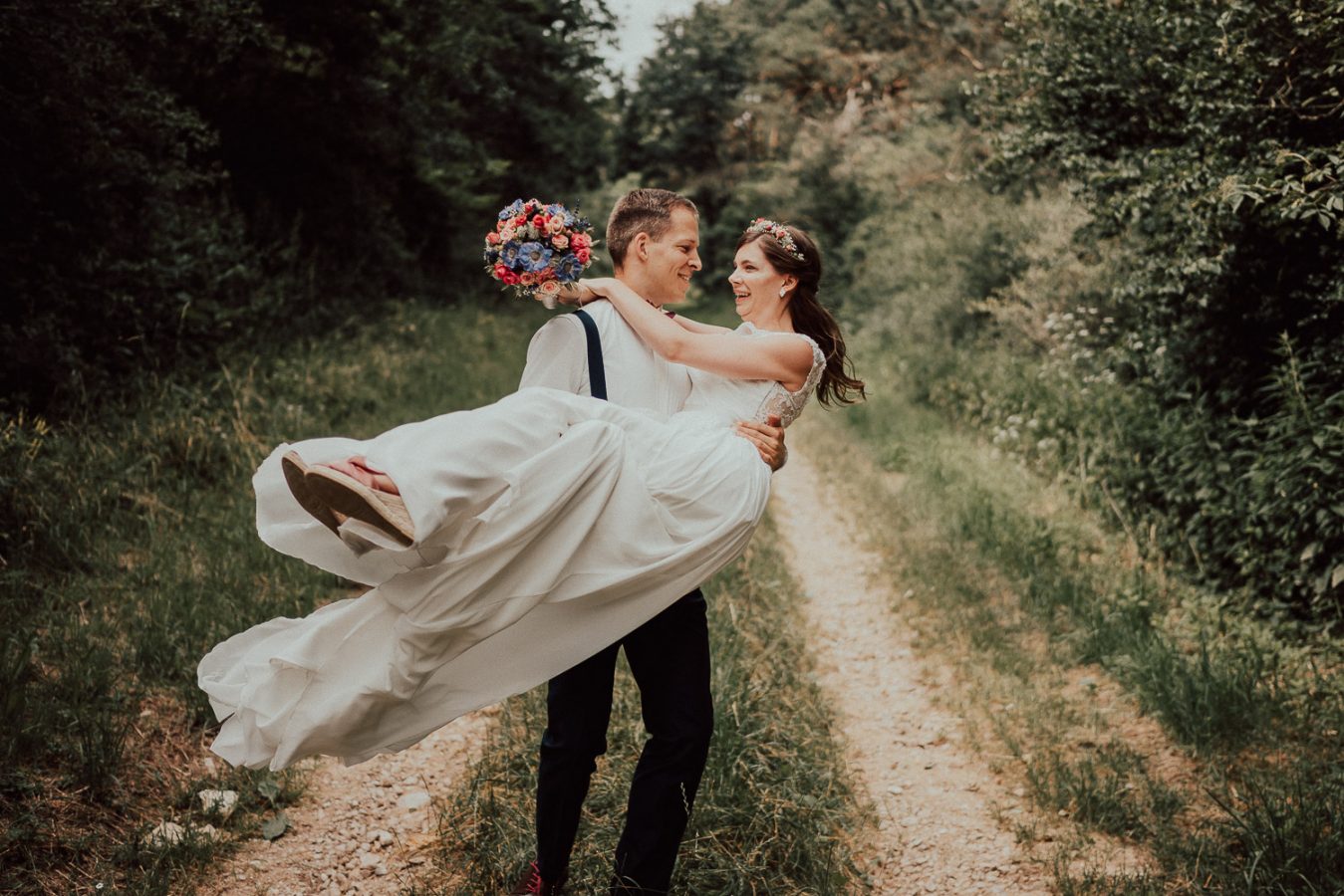boho-hochzeit-mit-trauung-im-freien-0014