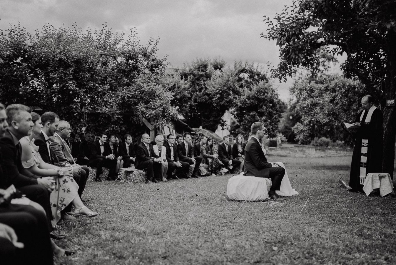 boho-hochzeit-mit-trauung-im-freien-0023