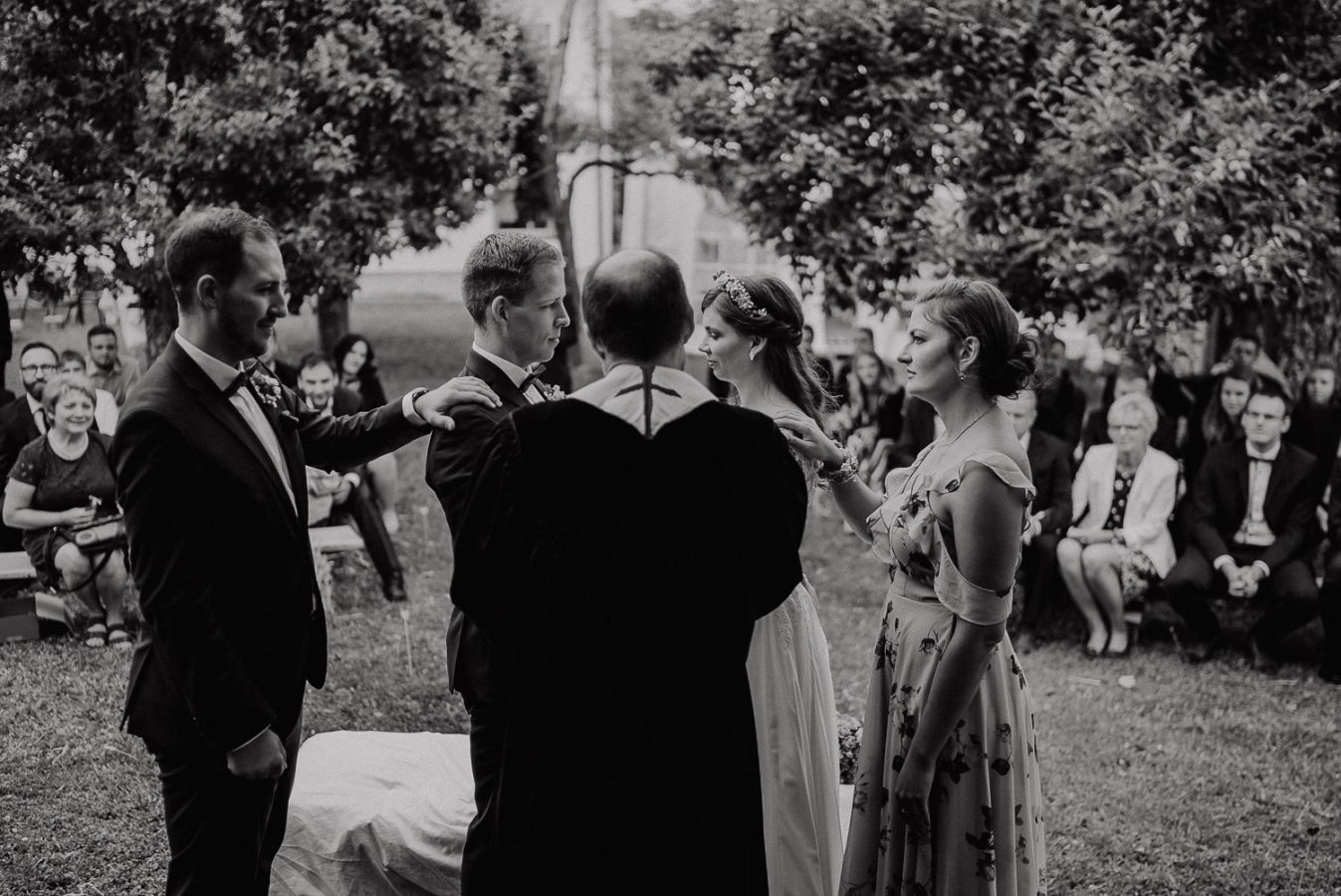 boho-hochzeit-mit-trauung-im-freien-0026