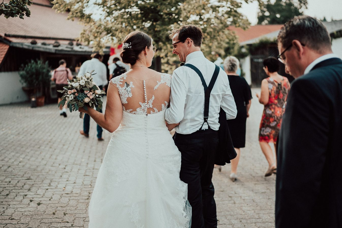 liebevolle-stodlhochzeit-0077