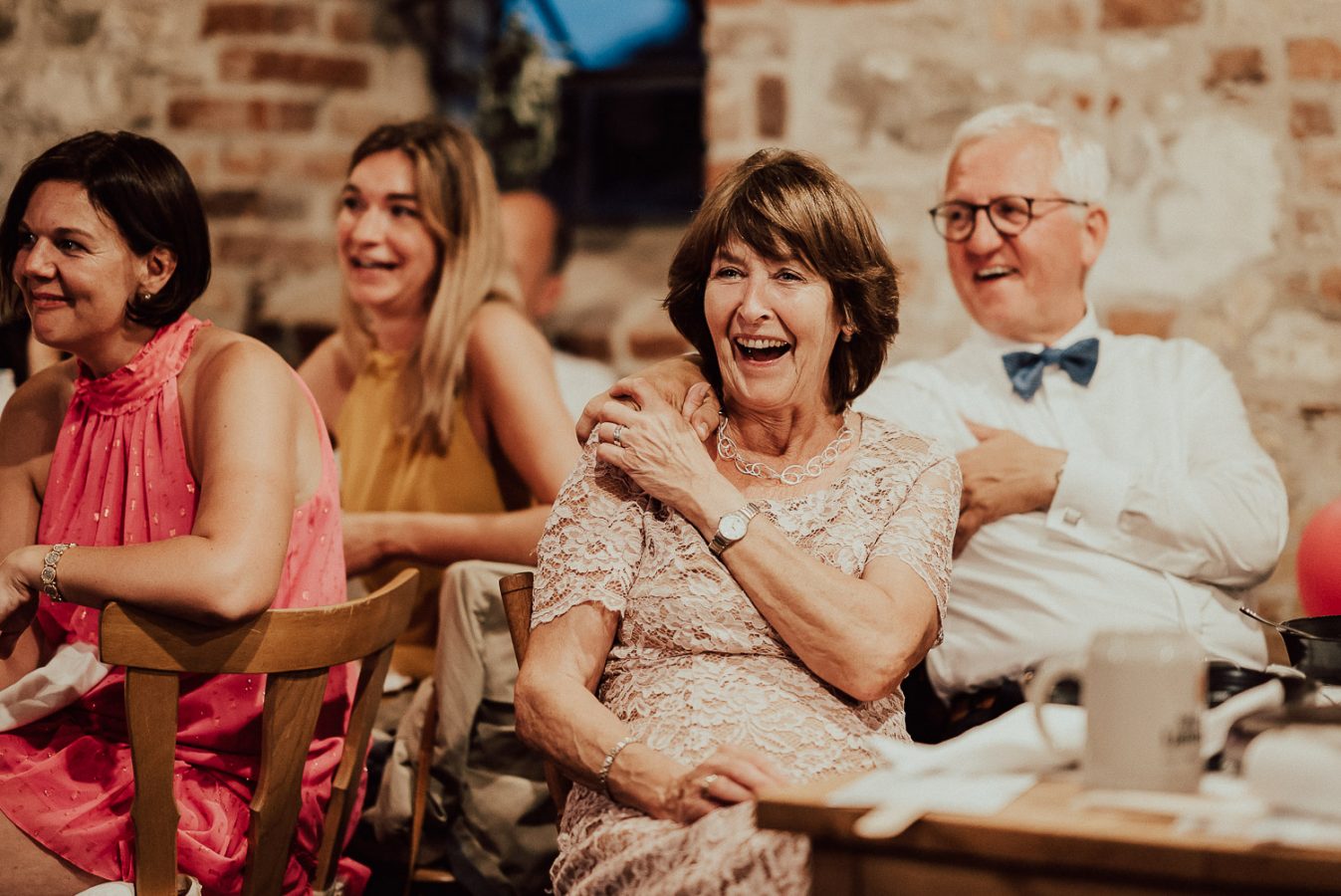 liebevolle-stodlhochzeit-0096