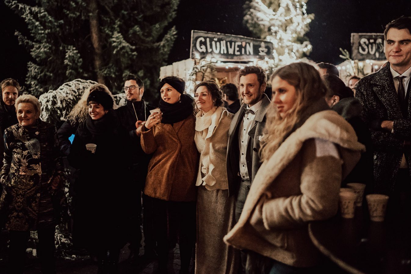 winterhochzeit-mit-weihnachtsmarkt-0069