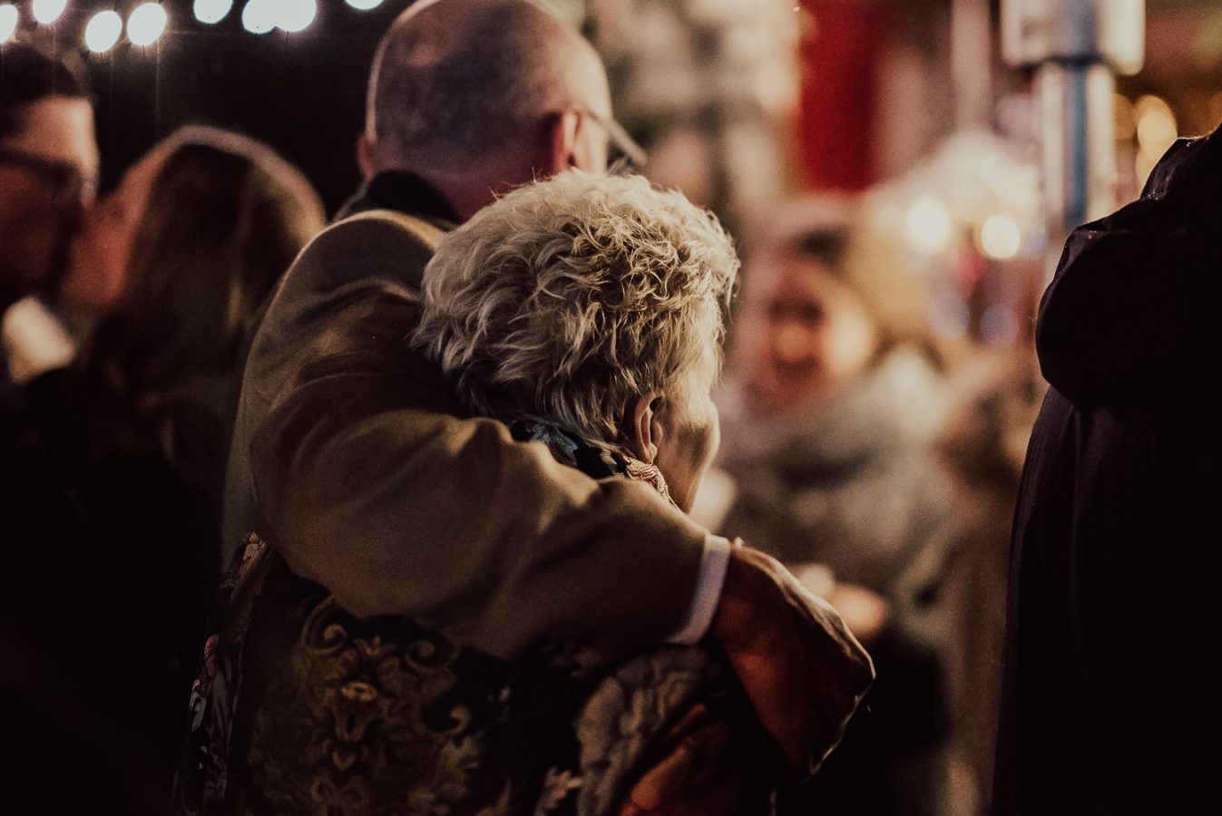 winterhochzeit-mit-weihnachtsmarkt-0072