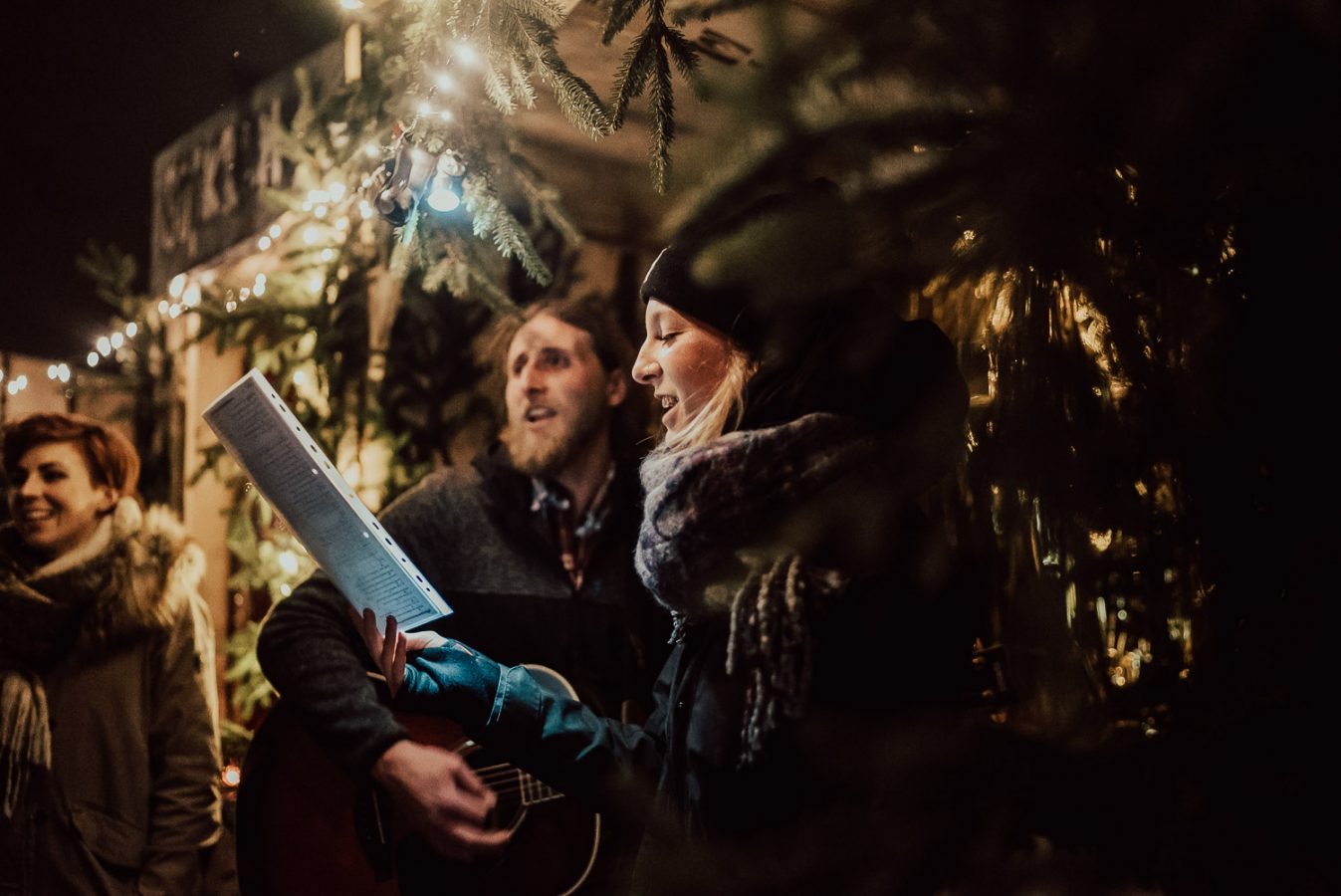winterhochzeit-mit-weihnachtsmarkt-0074